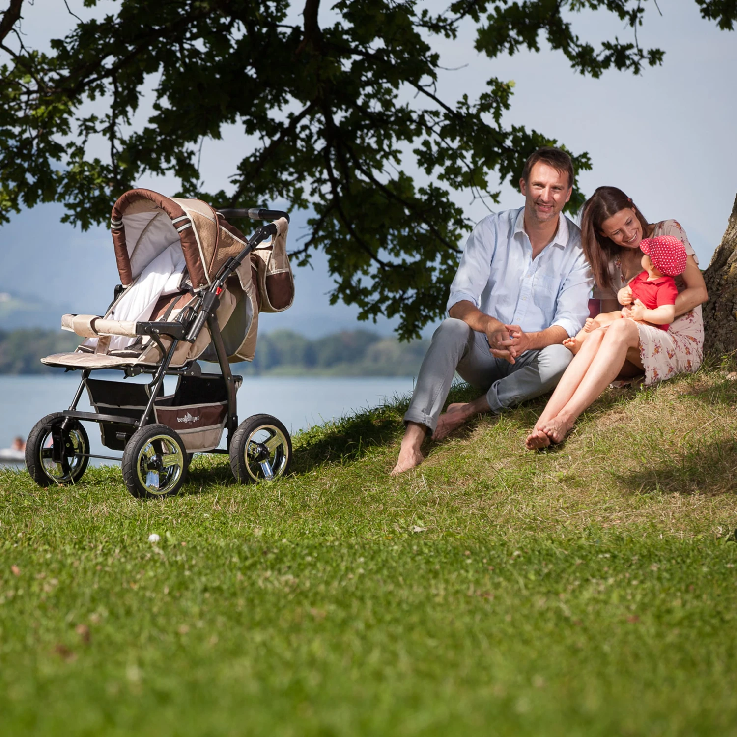 10tlg. Set: Kombi Kinderwagen "Rio" In Schwarz/Weiß 10 10tlg. Set: Kombi Kinderwagen "Rio" In Schwarz/Weiß – Bild 8