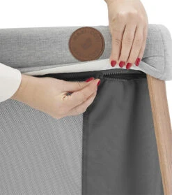 Maxi-Cosi Reisebett Iris Essential Graphite -Babyartikelgeschäft maxi cosi reisebett iris essential graphite 4