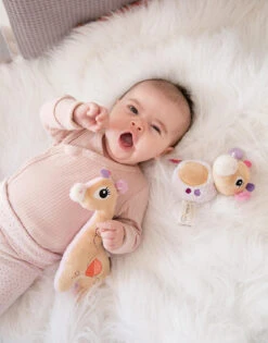 Nici Greifling Giraffe Sasuma Mit Rassel, 12 Cm (48035) -Babyartikelgeschäft nici greifling giraffe sasuma mit rassel 12 cm 48035 8