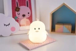 Nachtlicht Good Night Penguin In Weiß -H:122mm -Babyartikelgeschäft pauleen nachtlicht good night penguin in weiss h 122mm 2